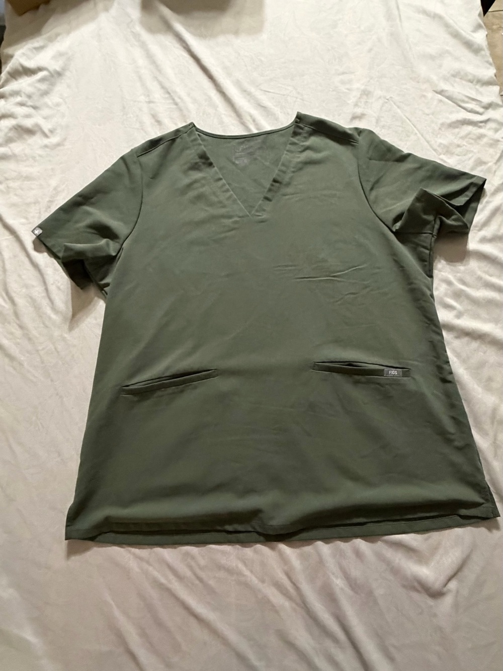 FIGS Technical Collection Women’s Scrub Top XXL Olive Green V-Neck Nurse